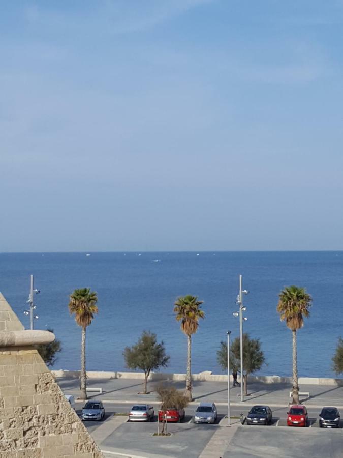 Locanda Degli Angioini Locazione Turistica Hotel Mola di Bari Exterior photo